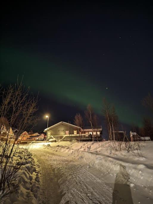 Koselig Leilighet Naer Bussholdeplass Og Natur. Tromsø Extérieur photo